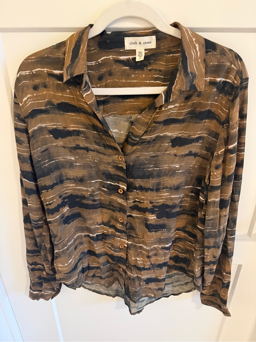 Cloth & Stone Anthropologie Abstract Stripe Rayon Button Down Blouse Brown S
